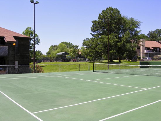 Hillside-Apartments-Shreveport-Tennis
